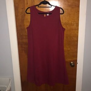 Reddish/burgundy dress